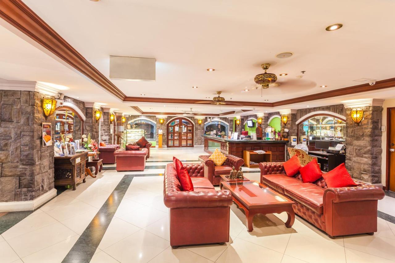 Tara Court Hotel Pattaya Buitenkant foto