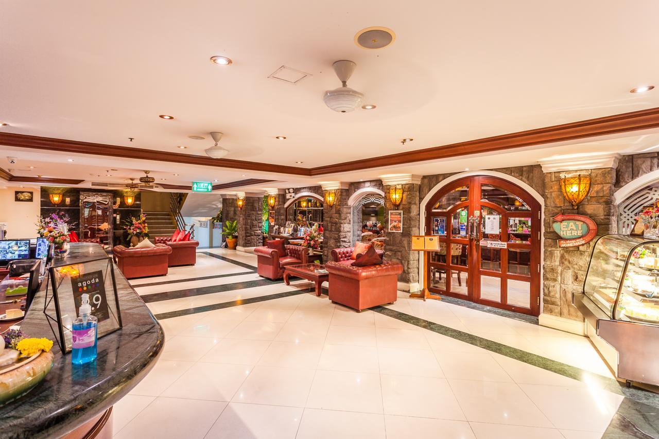 Tara Court Hotel Pattaya Buitenkant foto