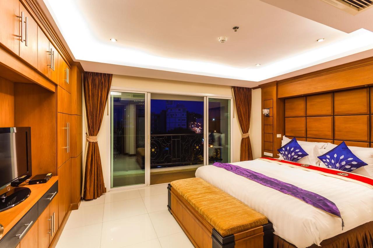 Tara Court Hotel Pattaya Buitenkant foto