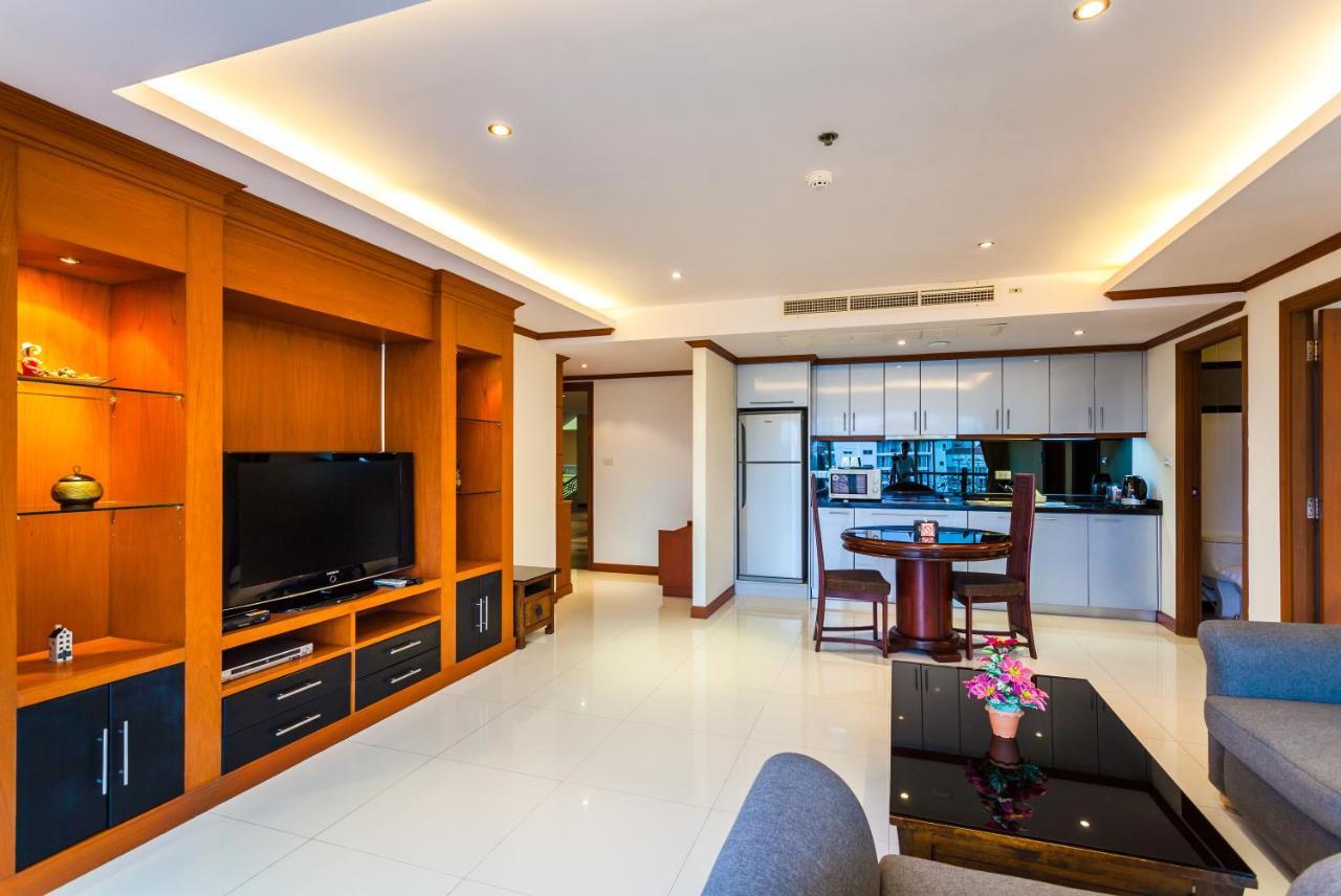Tara Court Hotel Pattaya Buitenkant foto