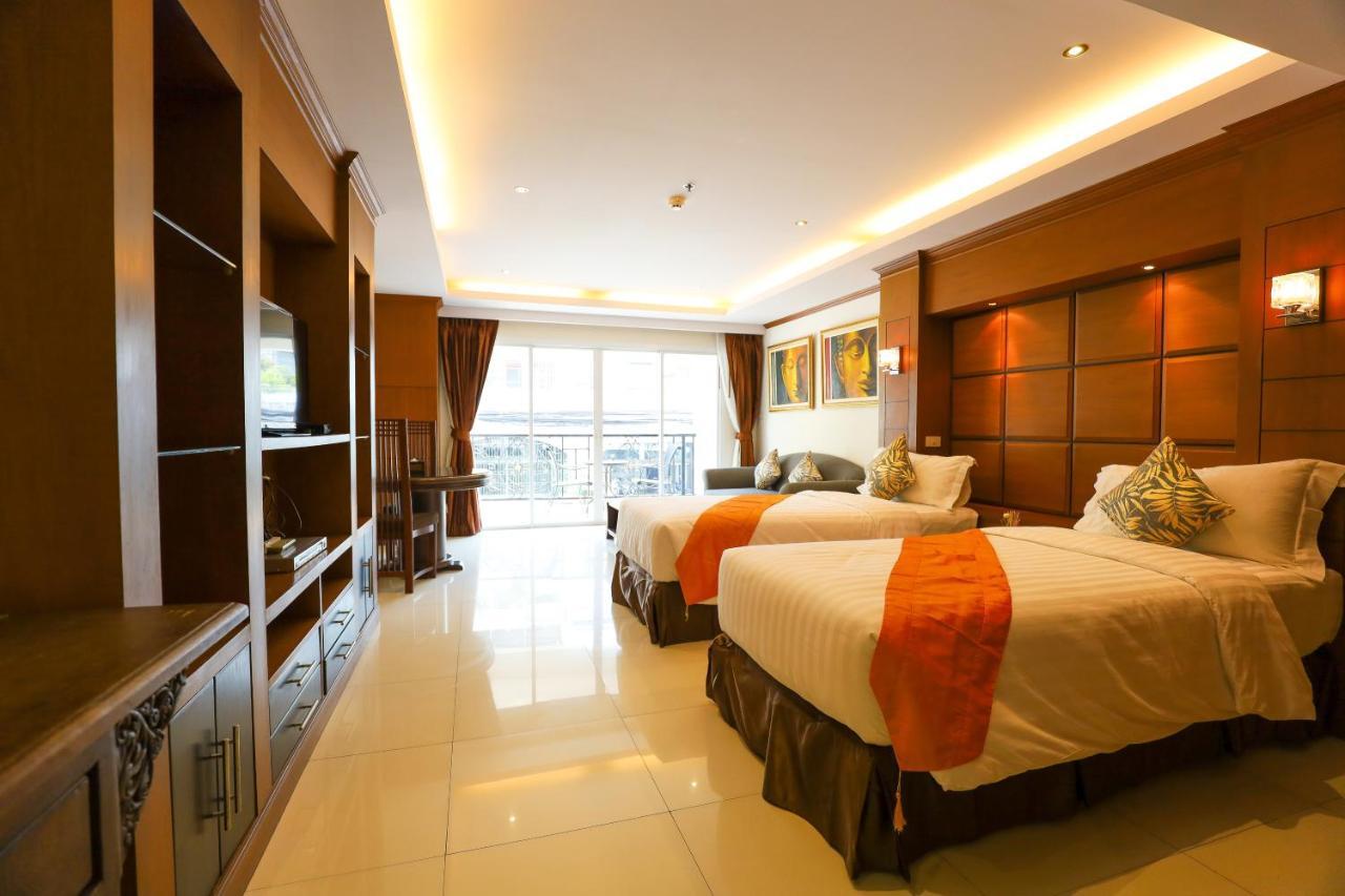 Tara Court Hotel Pattaya Buitenkant foto