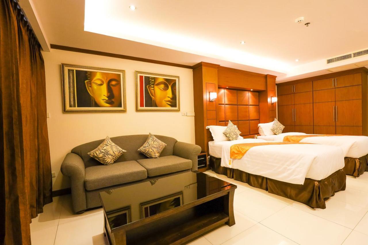 Tara Court Hotel Pattaya Buitenkant foto